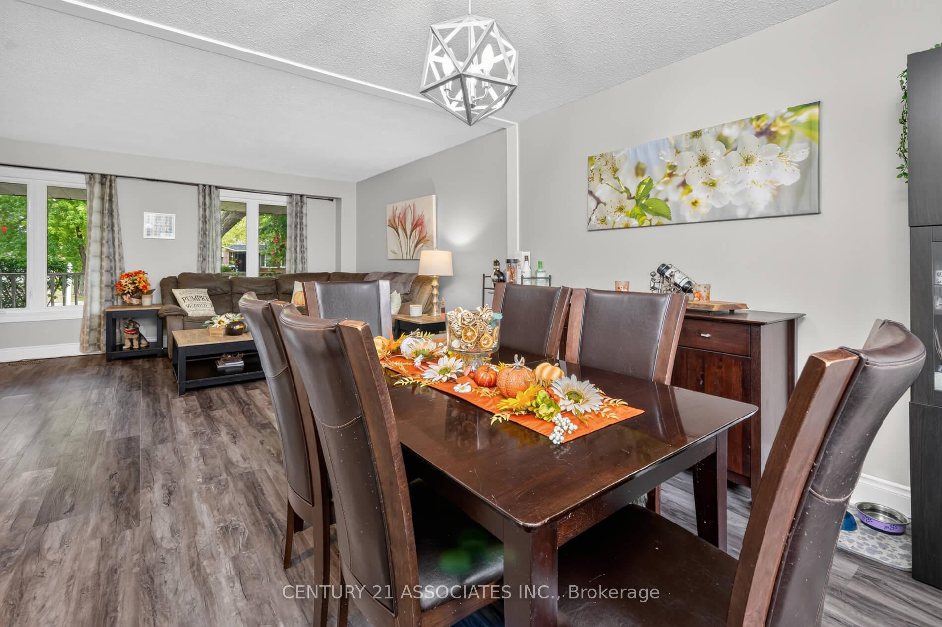 Photo 11 of 2909 Quetta Mews, Mississauga, Meadowvale — HOMEH