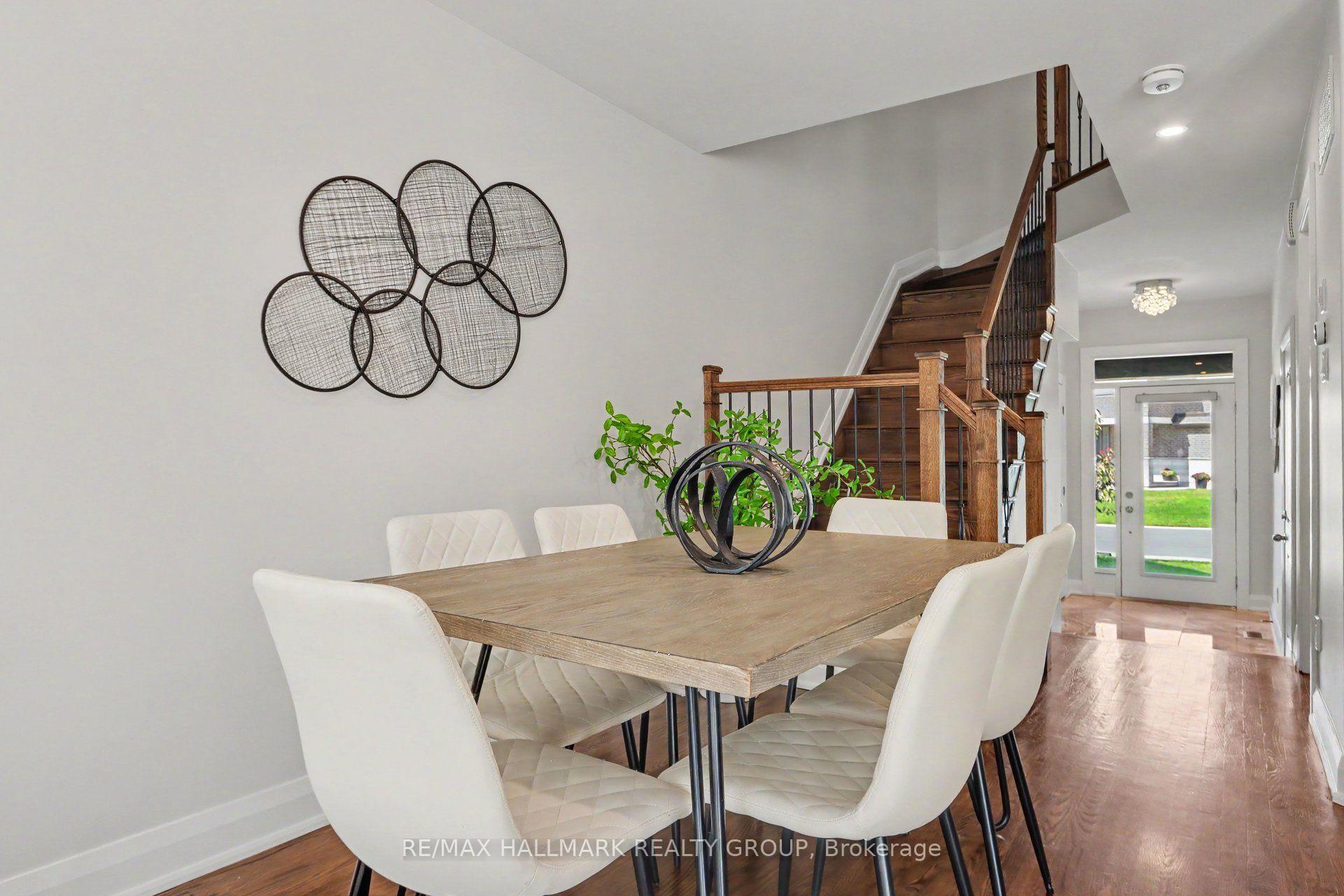 Photo 10 of 52 Porter Street, Ottawa, Stittsville (South) — HOMEH