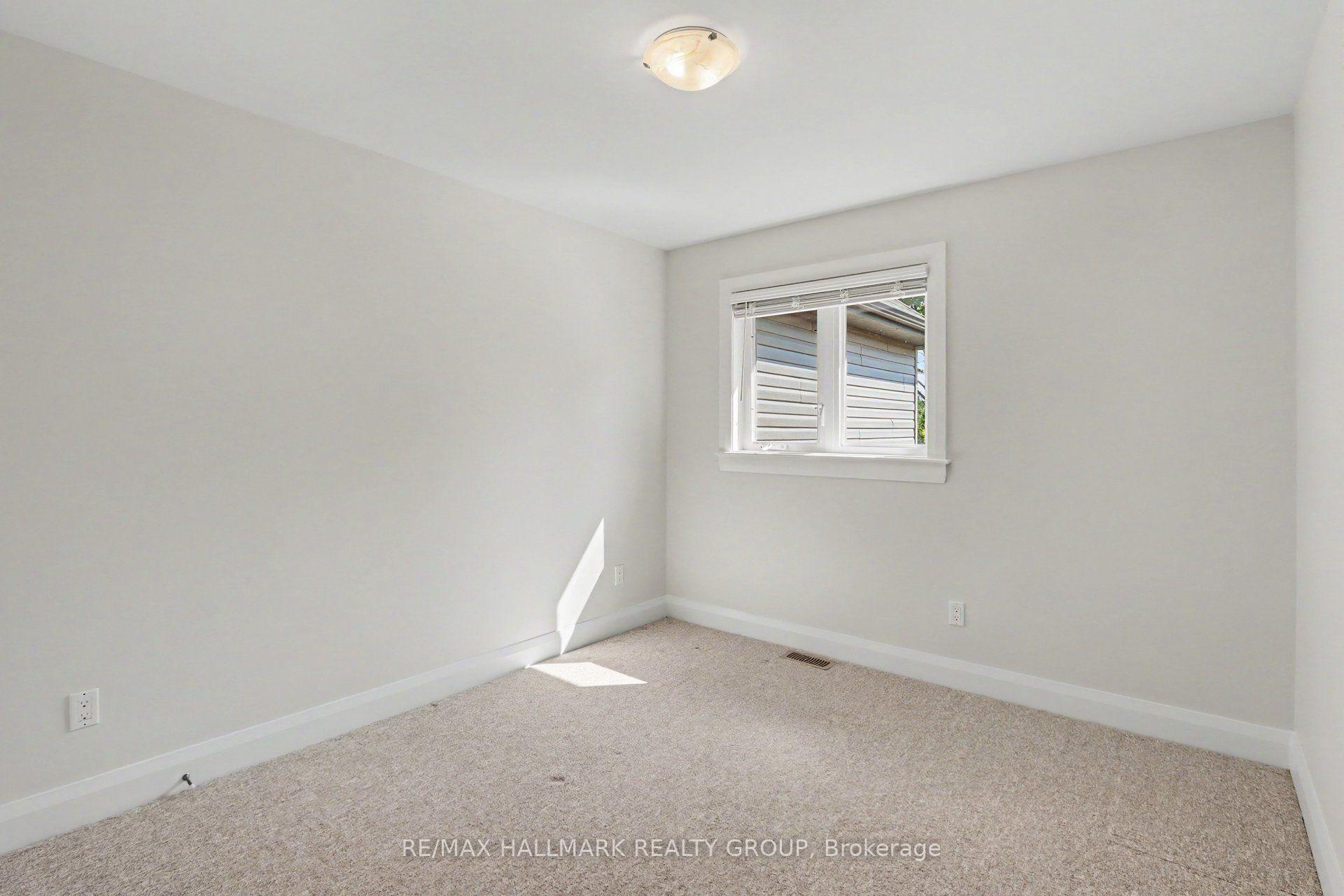 Photo 24 of 52 Porter Street, Ottawa, Stittsville (South) — HOMEH