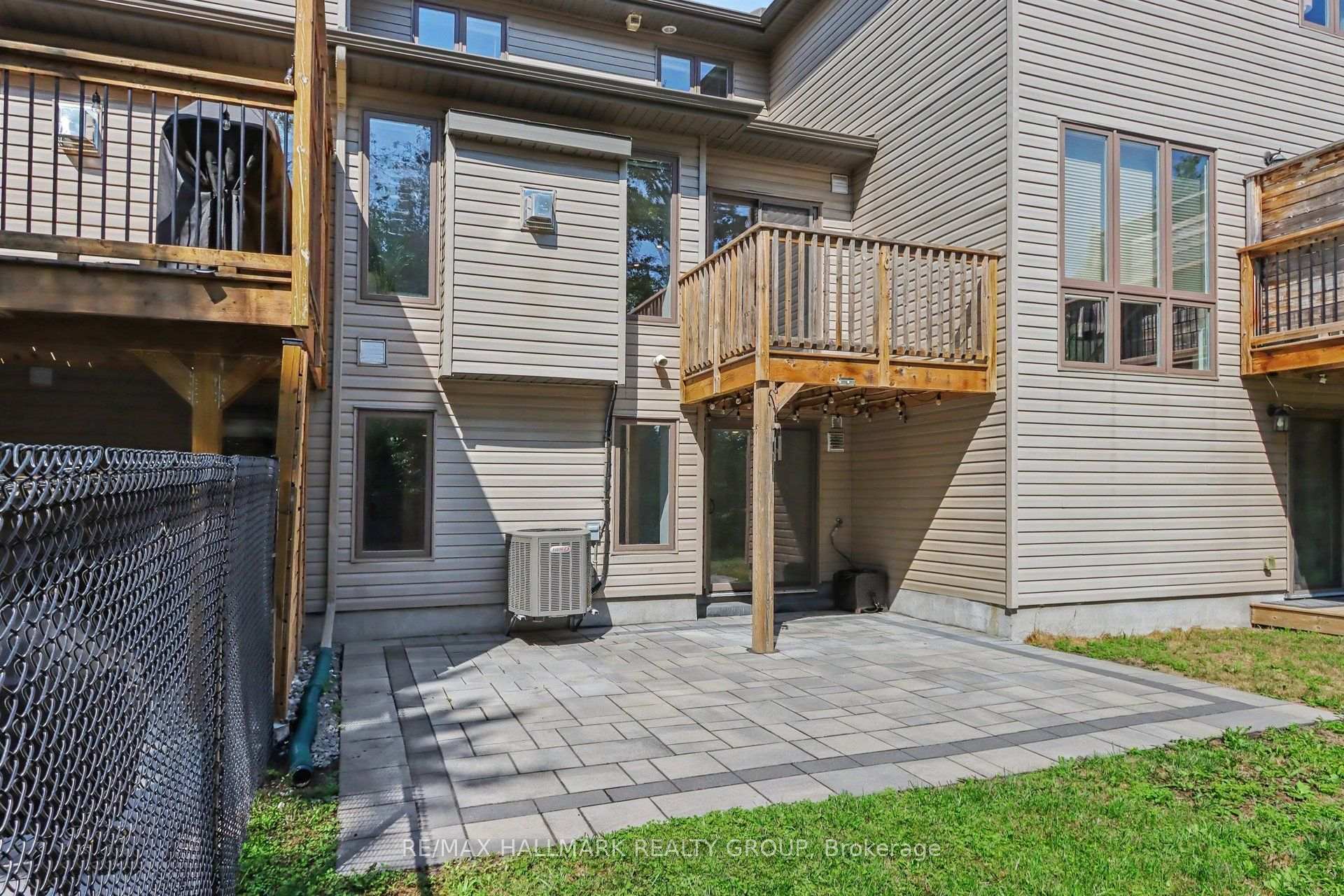 Photo 32 of 52 Porter Street, Ottawa, Stittsville (South) — HOMEH
