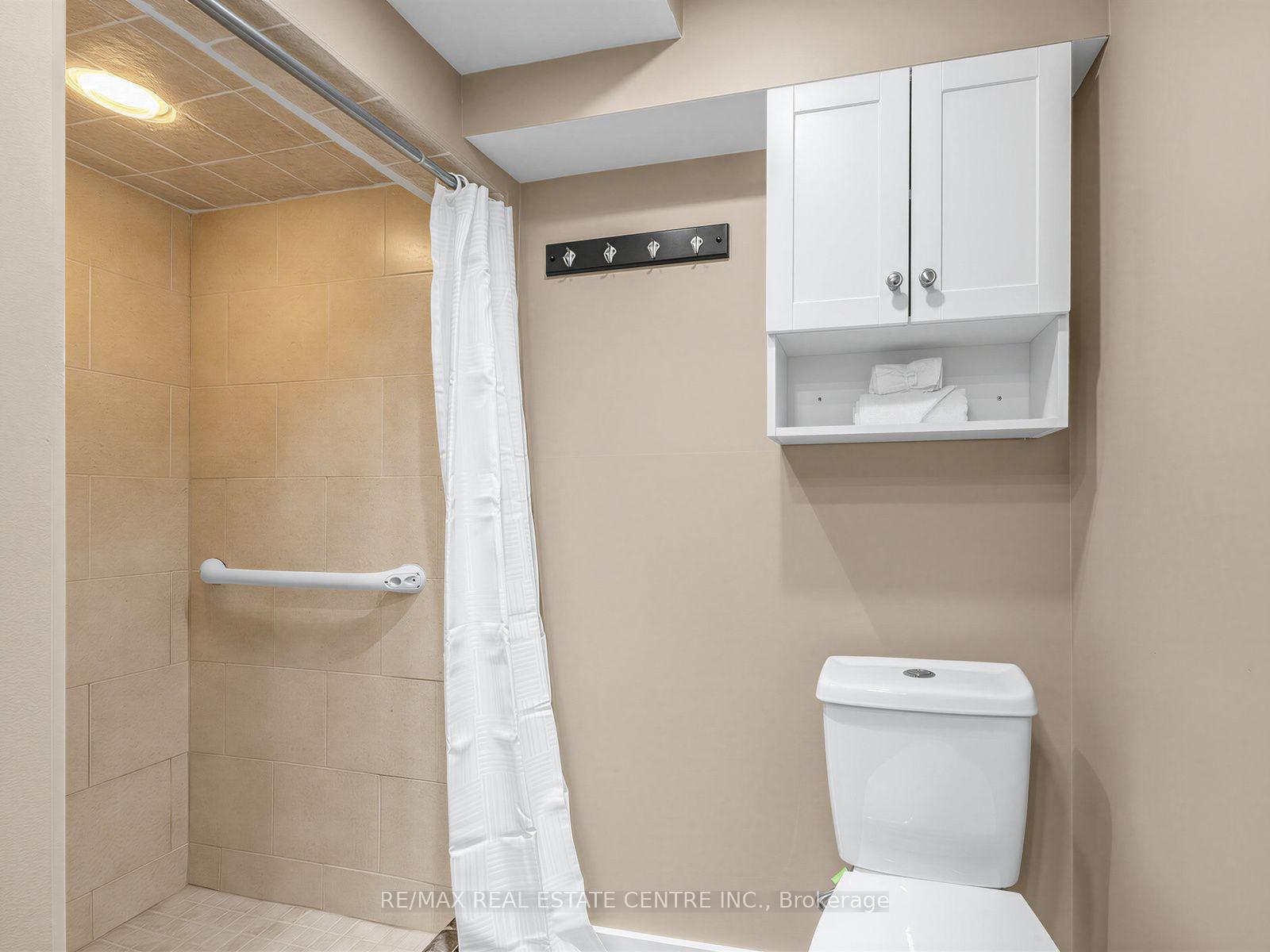 Photo 20 of 2475 Brookhurst Road, Mississauga, Clarkson — HOMEH