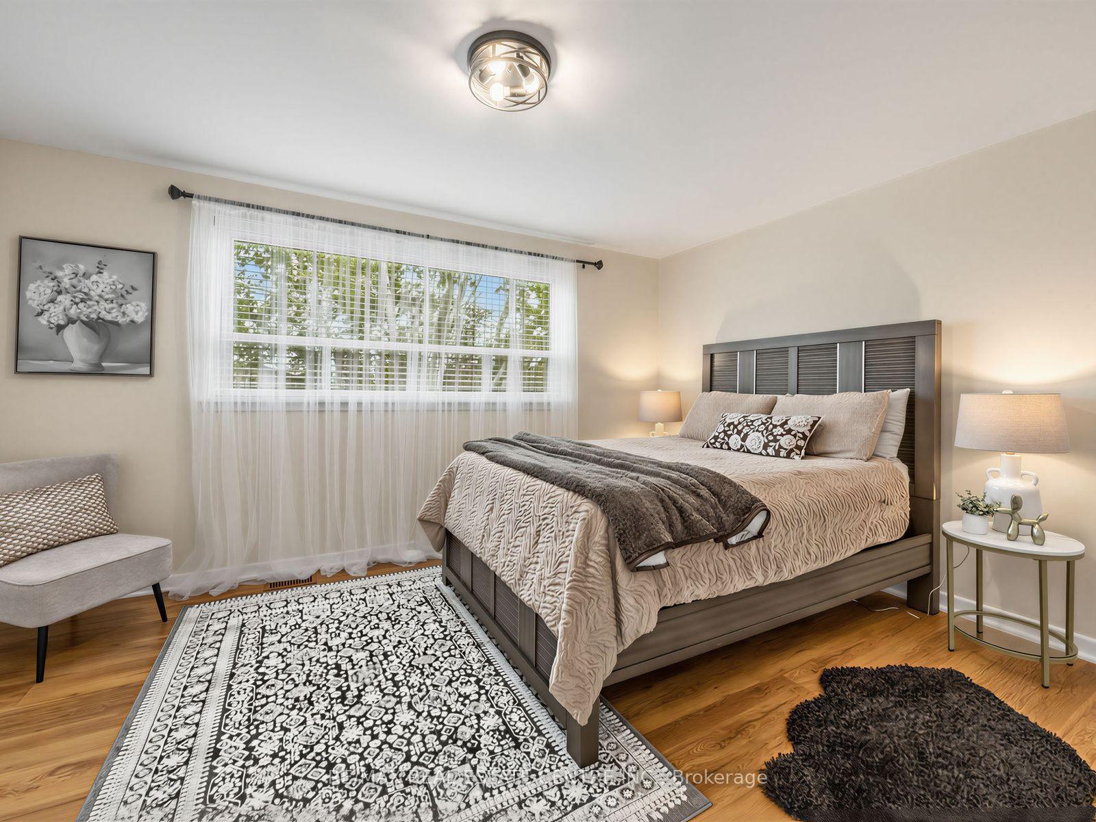 Photo 30 of 2475 Brookhurst Road, Mississauga, Clarkson — HOMEH