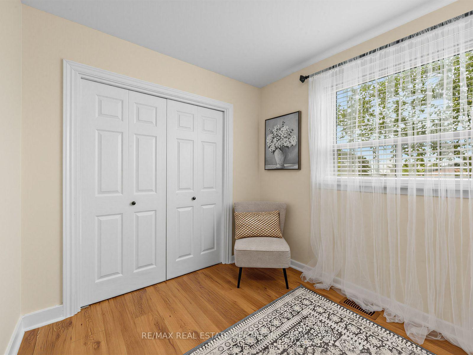 Photo 32 of 2475 Brookhurst Road, Mississauga, Clarkson — HOMEH