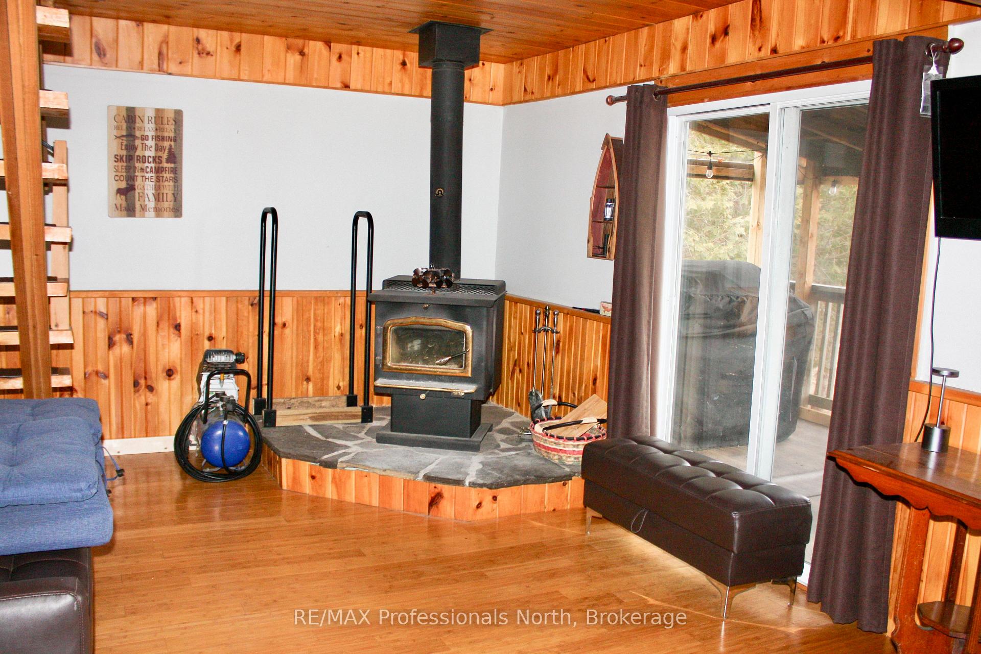 Photo 9 of 810 4th Line, Douro-Dummer — HOMEH
