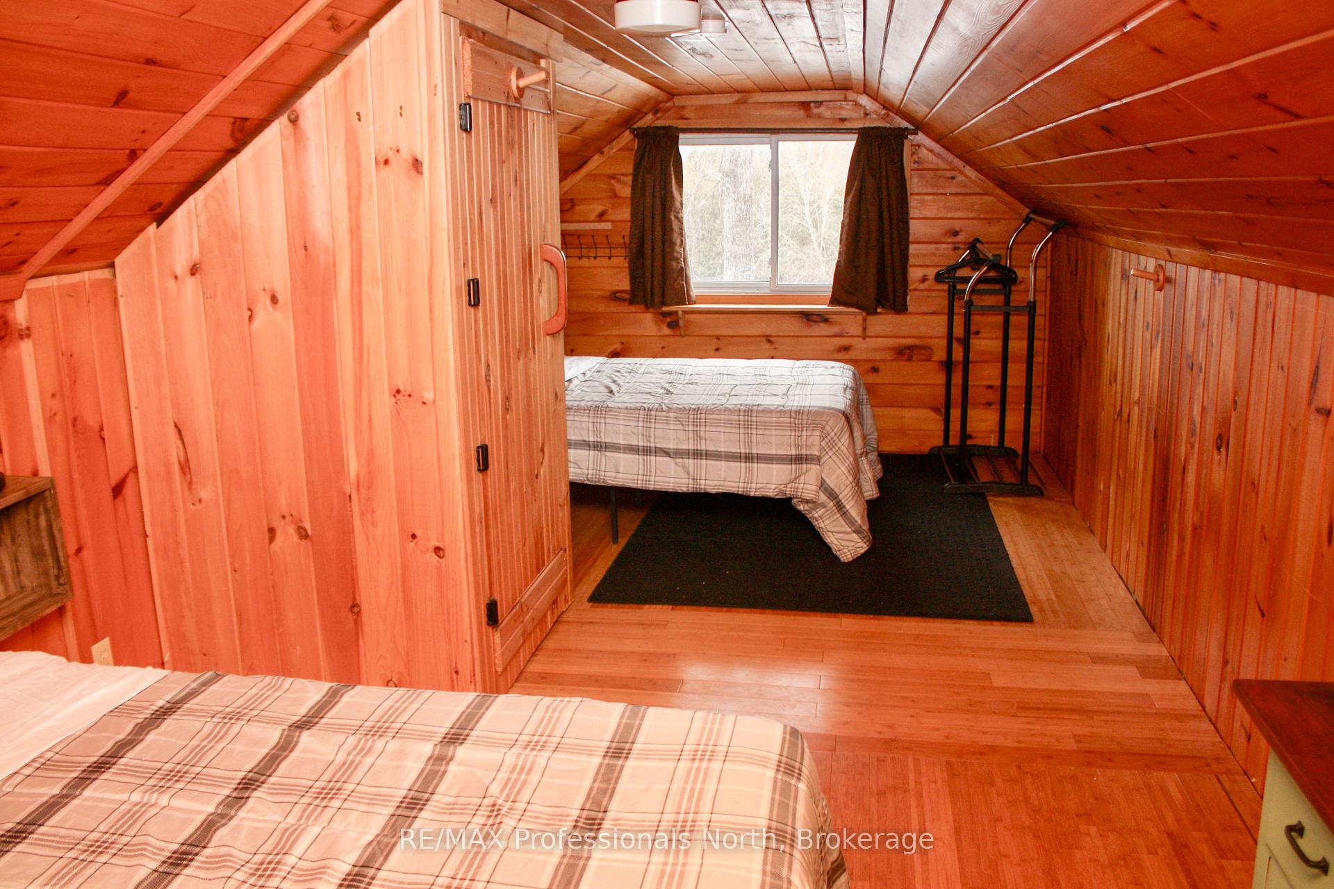 Photo 15 of 810 4th Line, Douro-Dummer — HOMEH