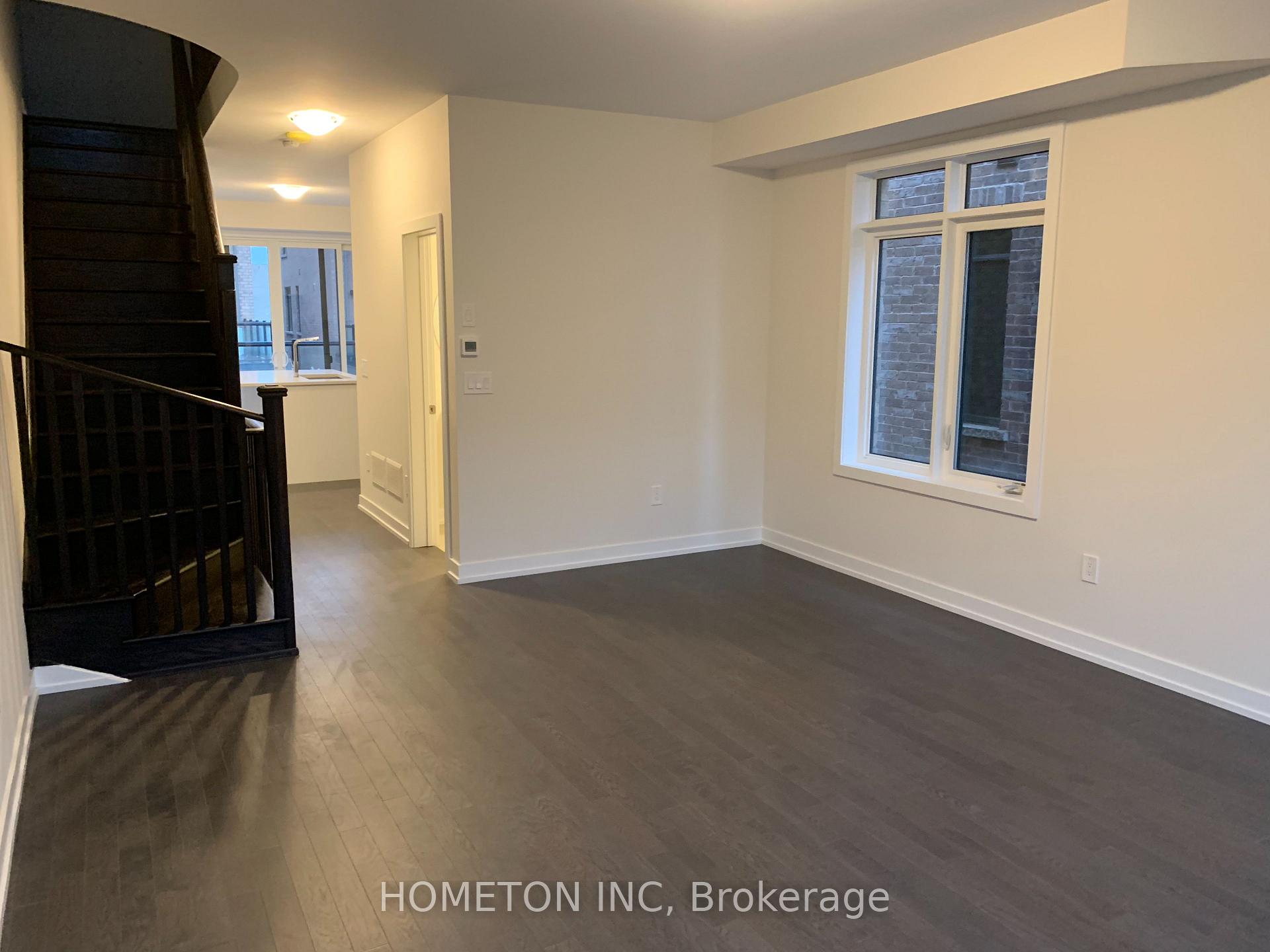Photo 7 of 197 Salterton Circle, Vaughan, Maple — HOMEH