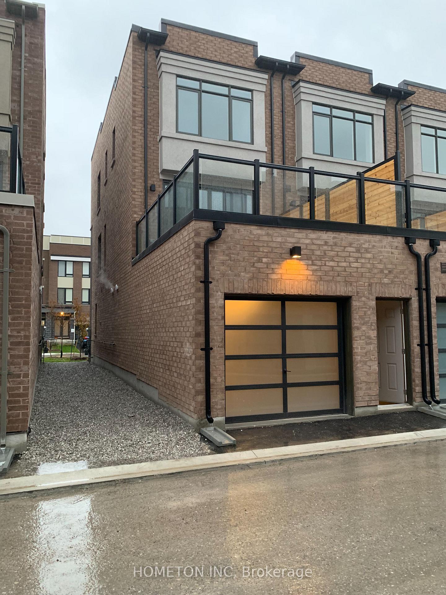 Photo 14 of 197 Salterton Circle, Vaughan, Maple — HOMEH