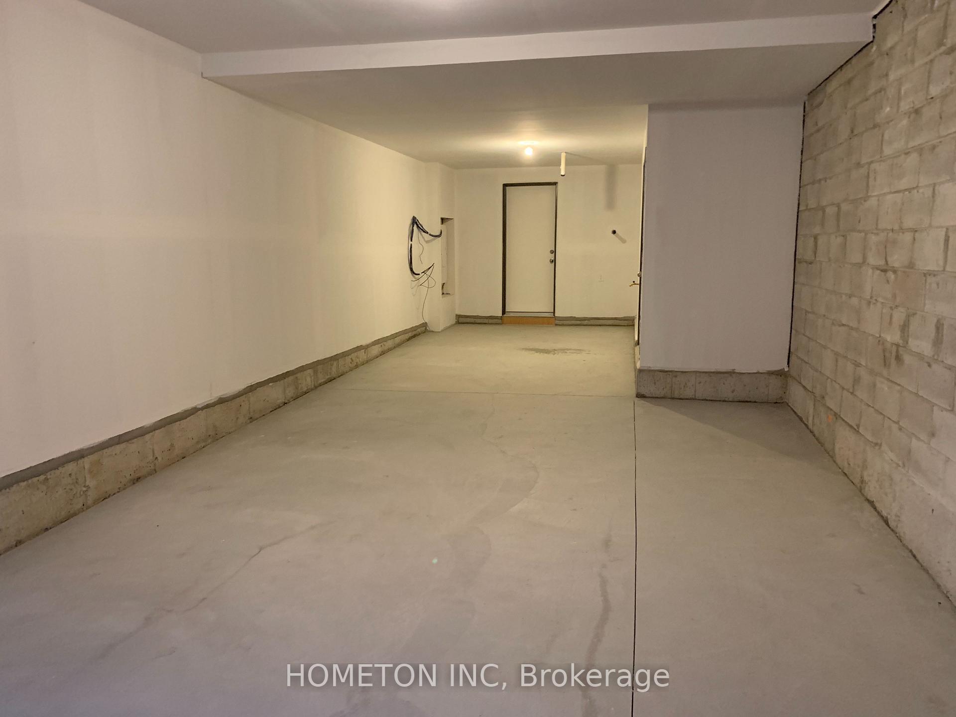 Photo 15 of 197 Salterton Circle, Vaughan, Maple — HOMEH