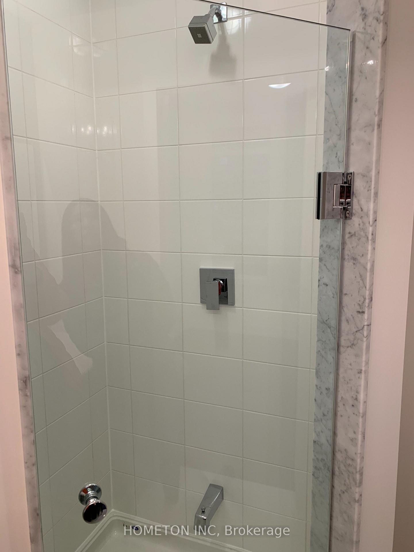 Photo 20 of 197 Salterton Circle, Vaughan, Maple — HOMEH