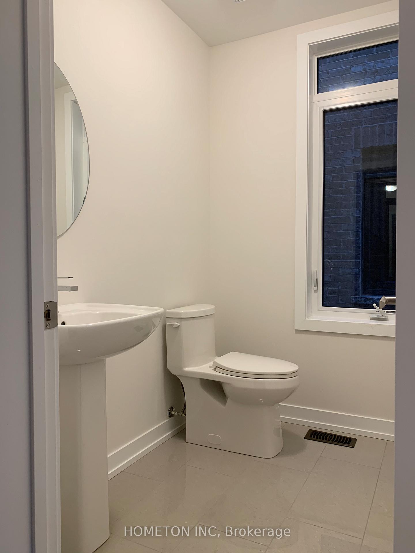 Photo 38 of 197 Salterton Circle, Vaughan, Maple — HOMEH
