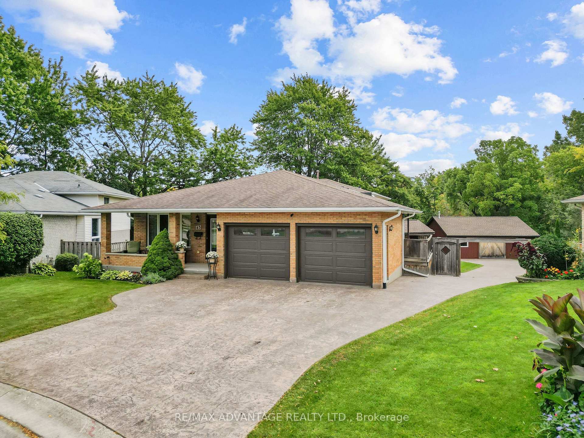 Photo of 43 Lynngate Grove