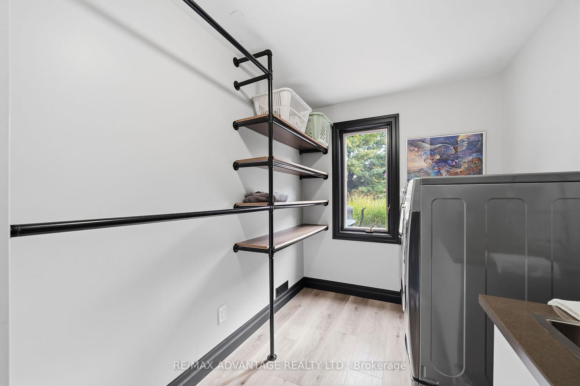 Photo 64 of 43 Lynngate Grove, London, South M — HOMEH