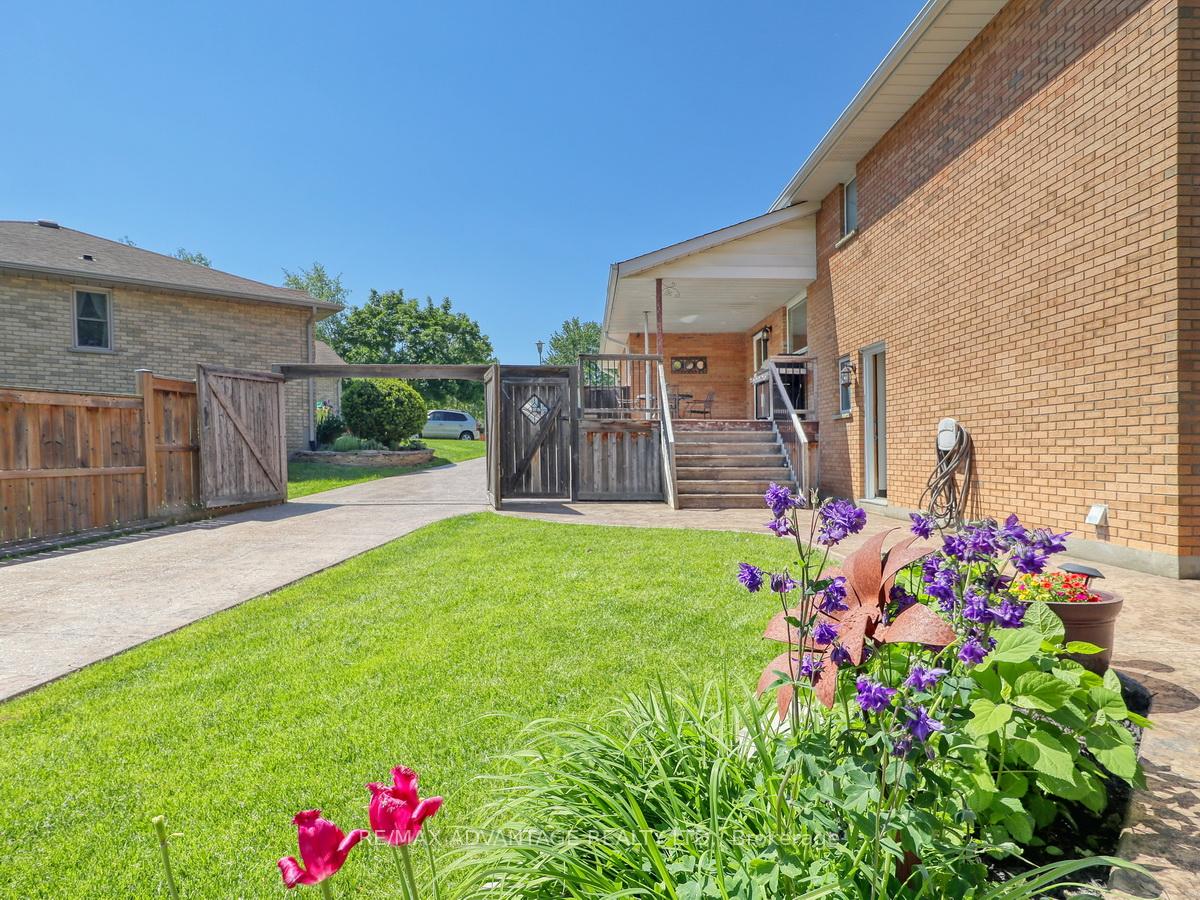 Photo 72 of 43 Lynngate Grove, London, South M — HOMEH