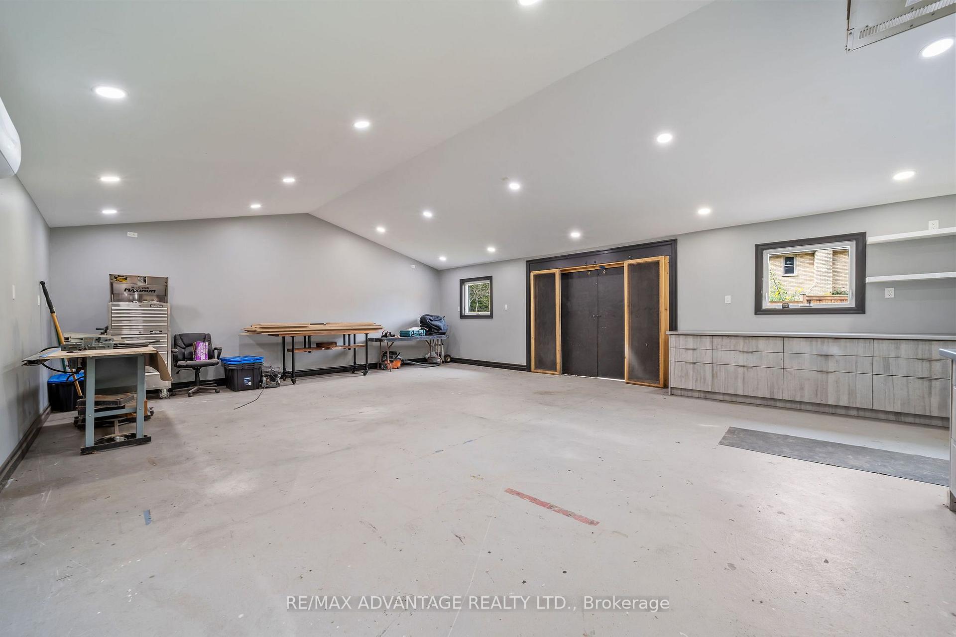 Photo 76 of 43 Lynngate Grove, London, South M — HOMEH