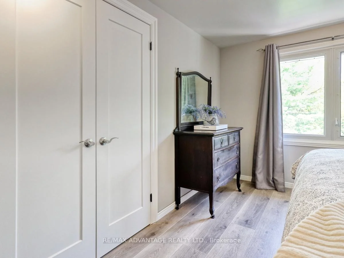 Photo 10 of 43 Lynngate Grove, London, South M — HOMEH