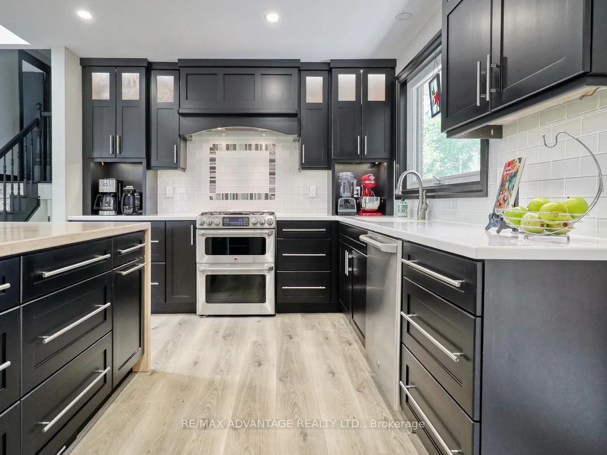 Photo 16 of 43 Lynngate Grove, London, South M — HOMEH