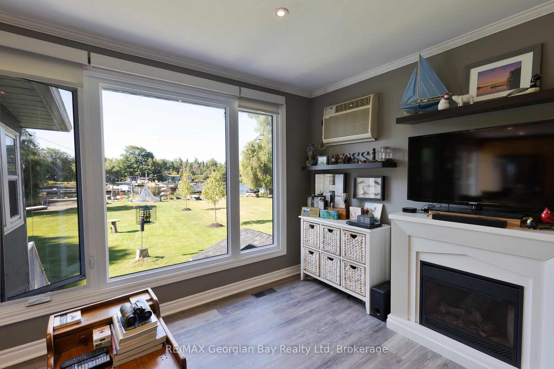 Photo 9 of 46 Forest Harbour Parkway, Tay, Rural Tay — HOMEH