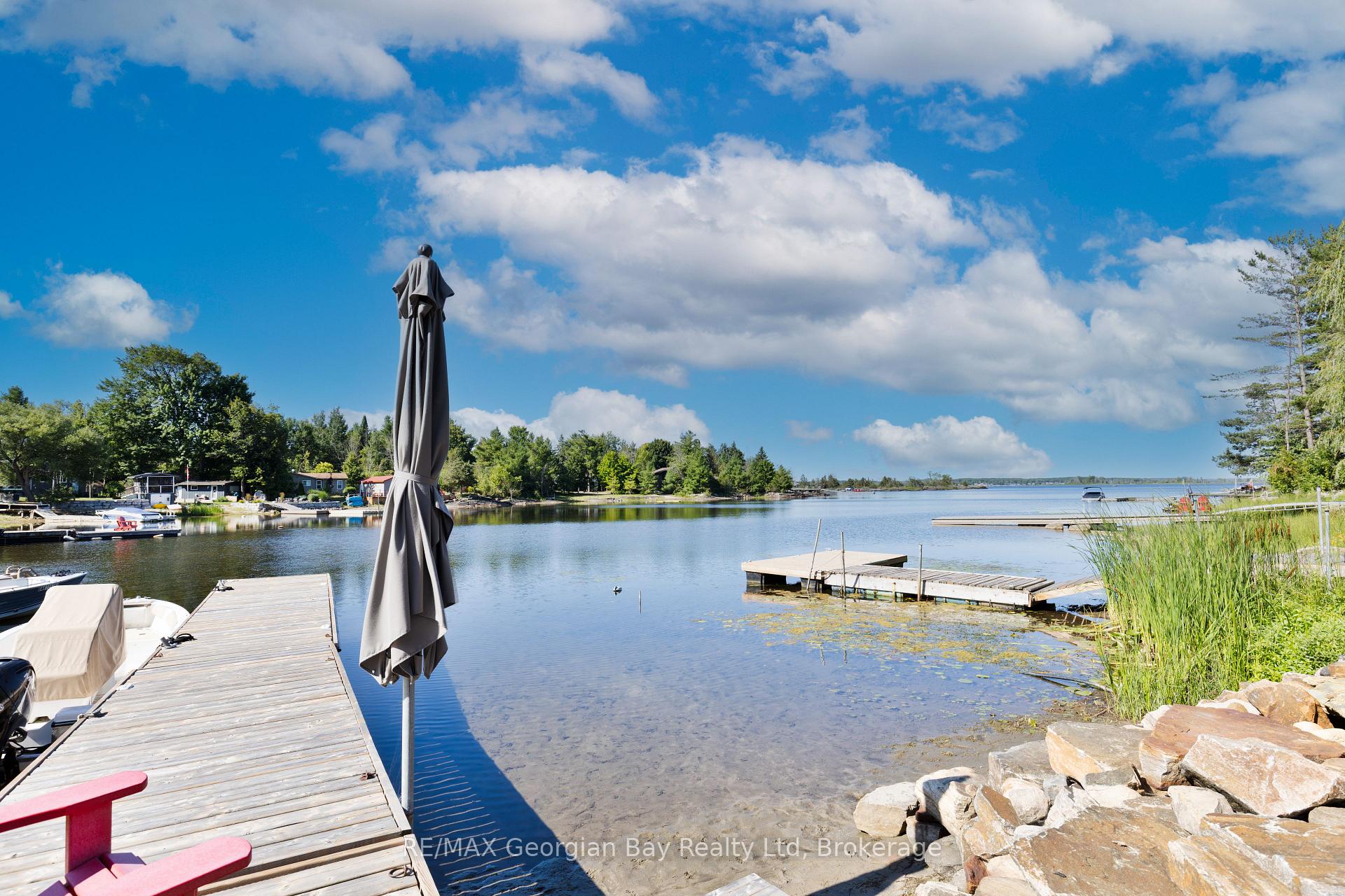 Photo 36 of 46 Forest Harbour Parkway, Tay, Rural Tay — HOMEH