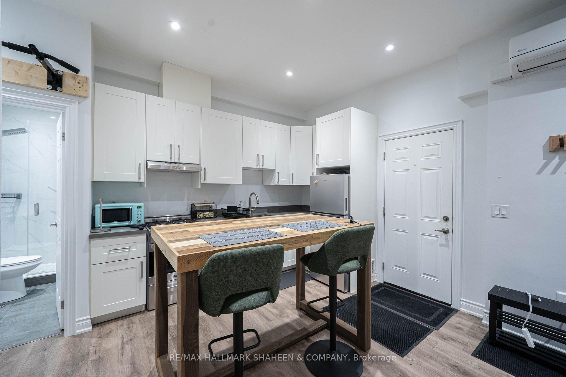 Photo 6 of Unit Bachelor, 208 Dovercourt Road, Toronto, Little Portugal — HOMEH