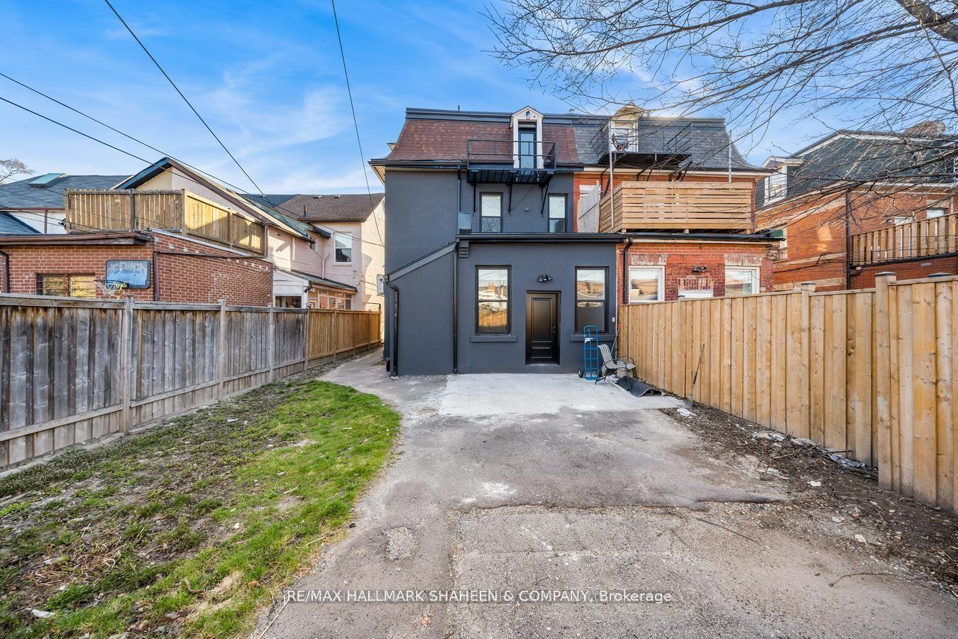 Photo 16 of Unit Bachelor, 208 Dovercourt Road, Toronto, Little Portugal — HOMEH