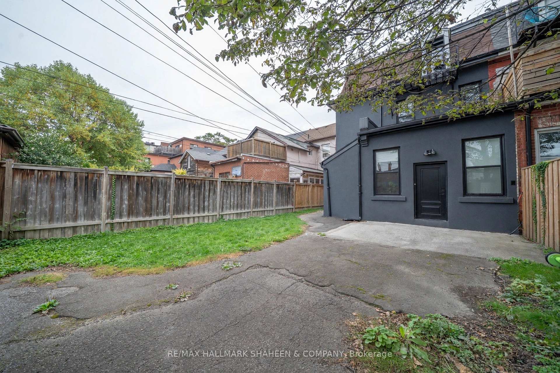 Photo 17 of Unit Bachelor, 208 Dovercourt Road, Toronto, Little Portugal — HOMEH