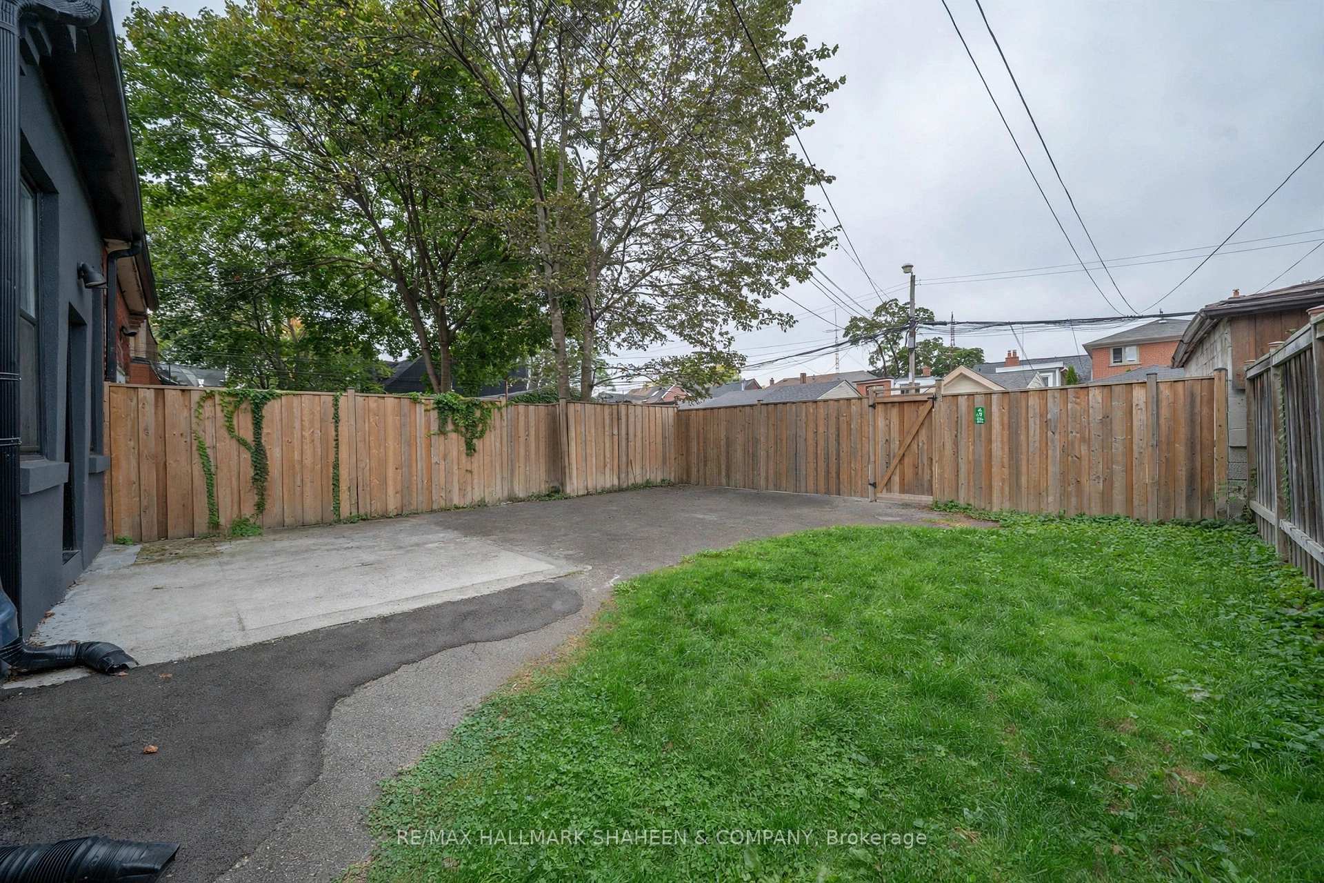 Photo 19 of Unit Bachelor, 208 Dovercourt Road, Toronto, Little Portugal — HOMEH