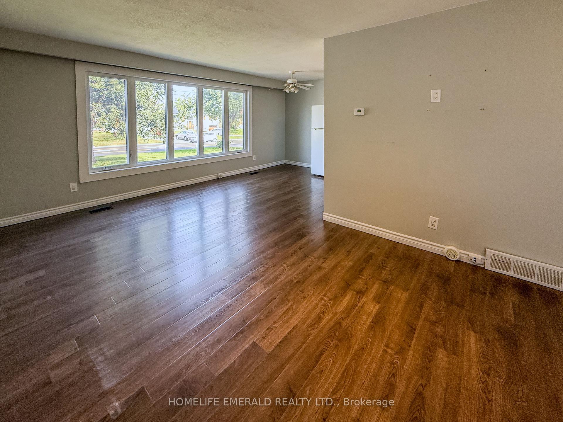 Photo 6 of 131 Cundles Road E, Barrie, Cundles East — HOMEH