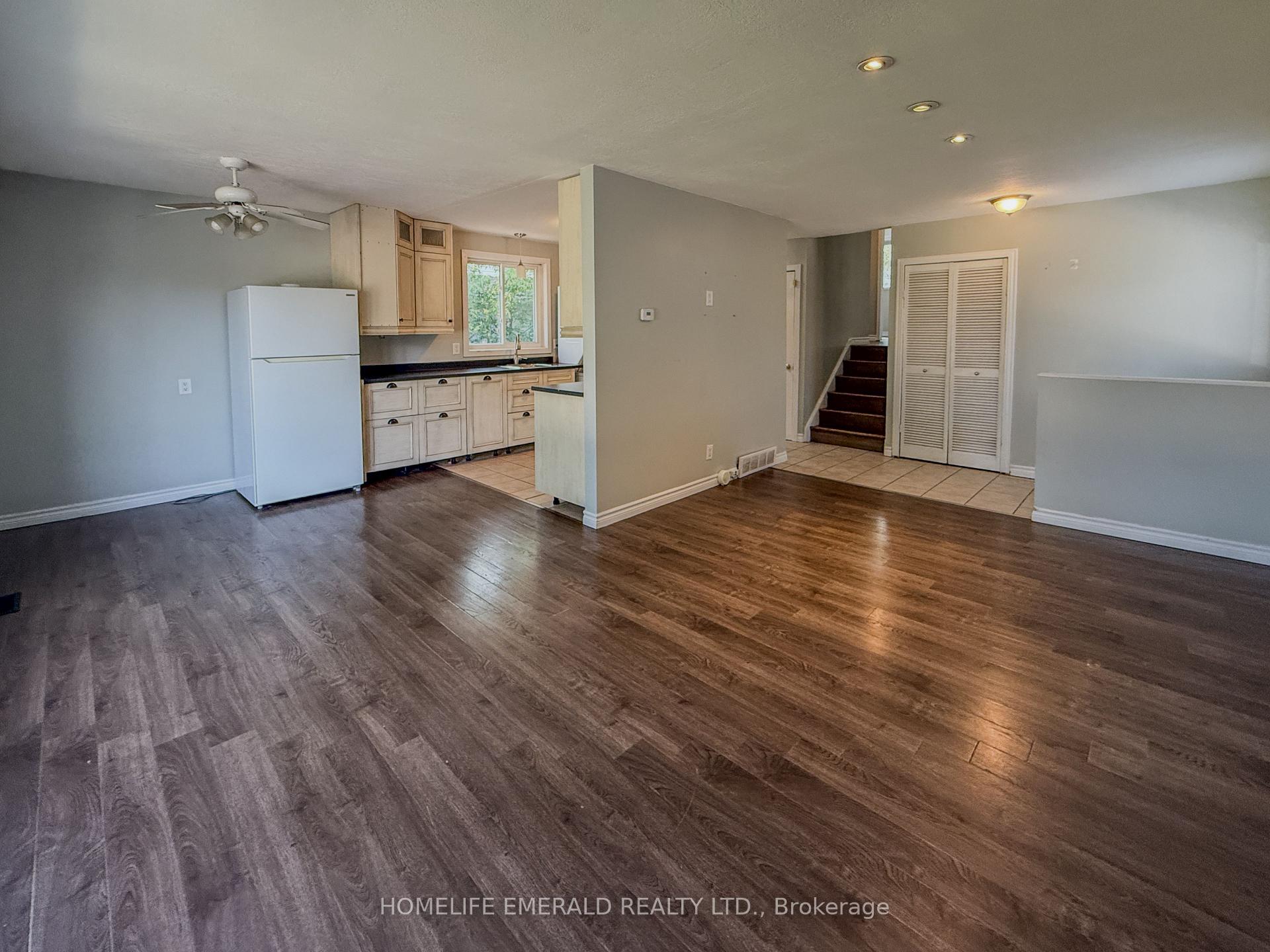 Photo 8 of 131 Cundles Road E, Barrie, Cundles East — HOMEH