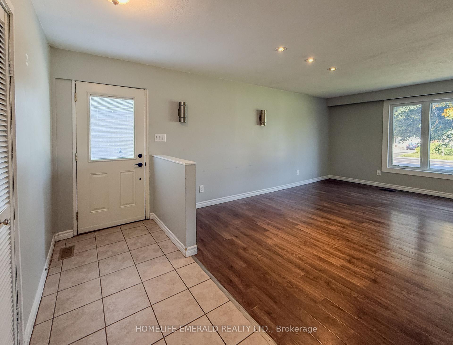 Photo 15 of 131 Cundles Road E, Barrie, Cundles East — HOMEH