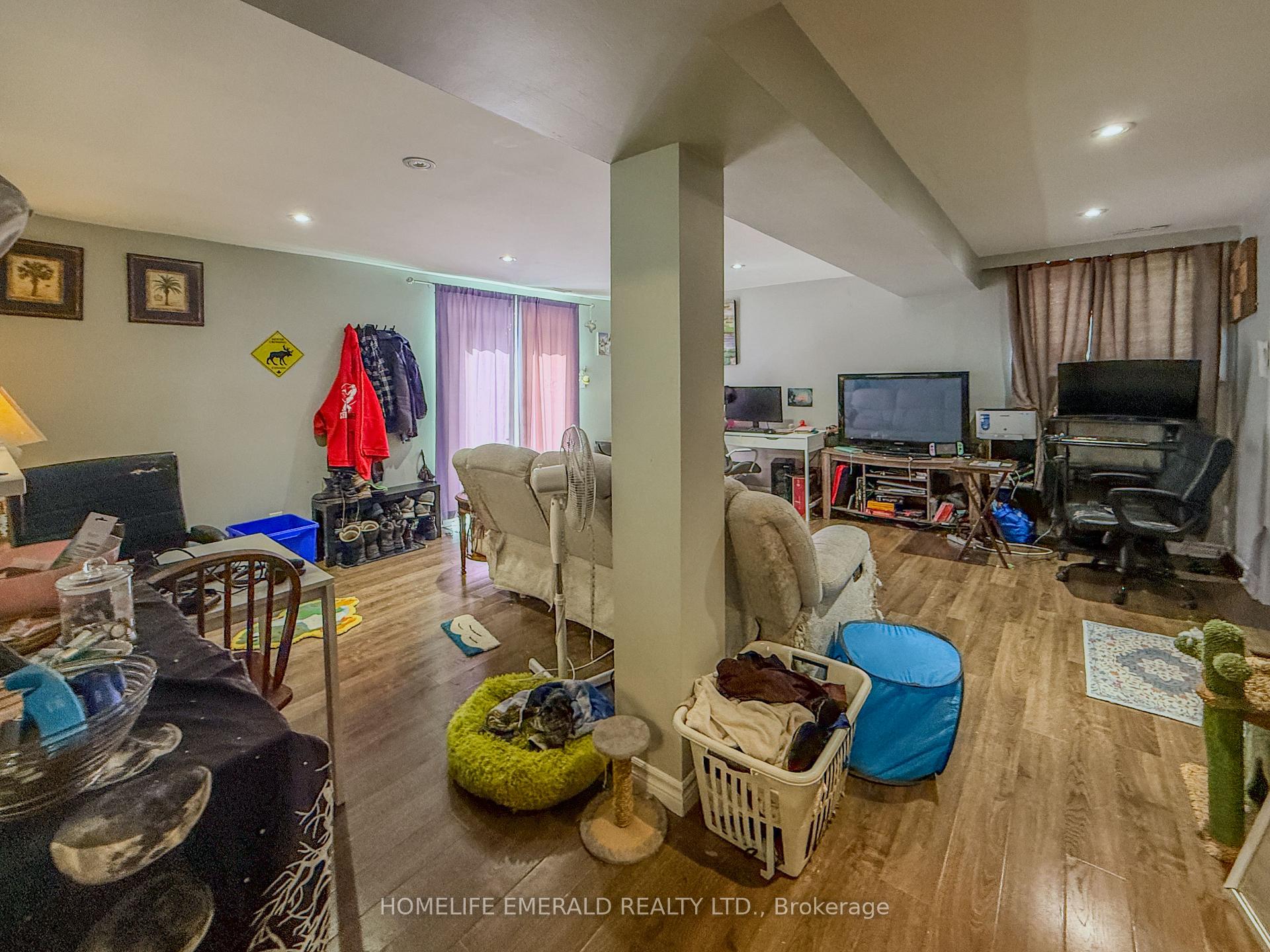 Photo 31 of 131 Cundles Road E, Barrie, Cundles East — HOMEH