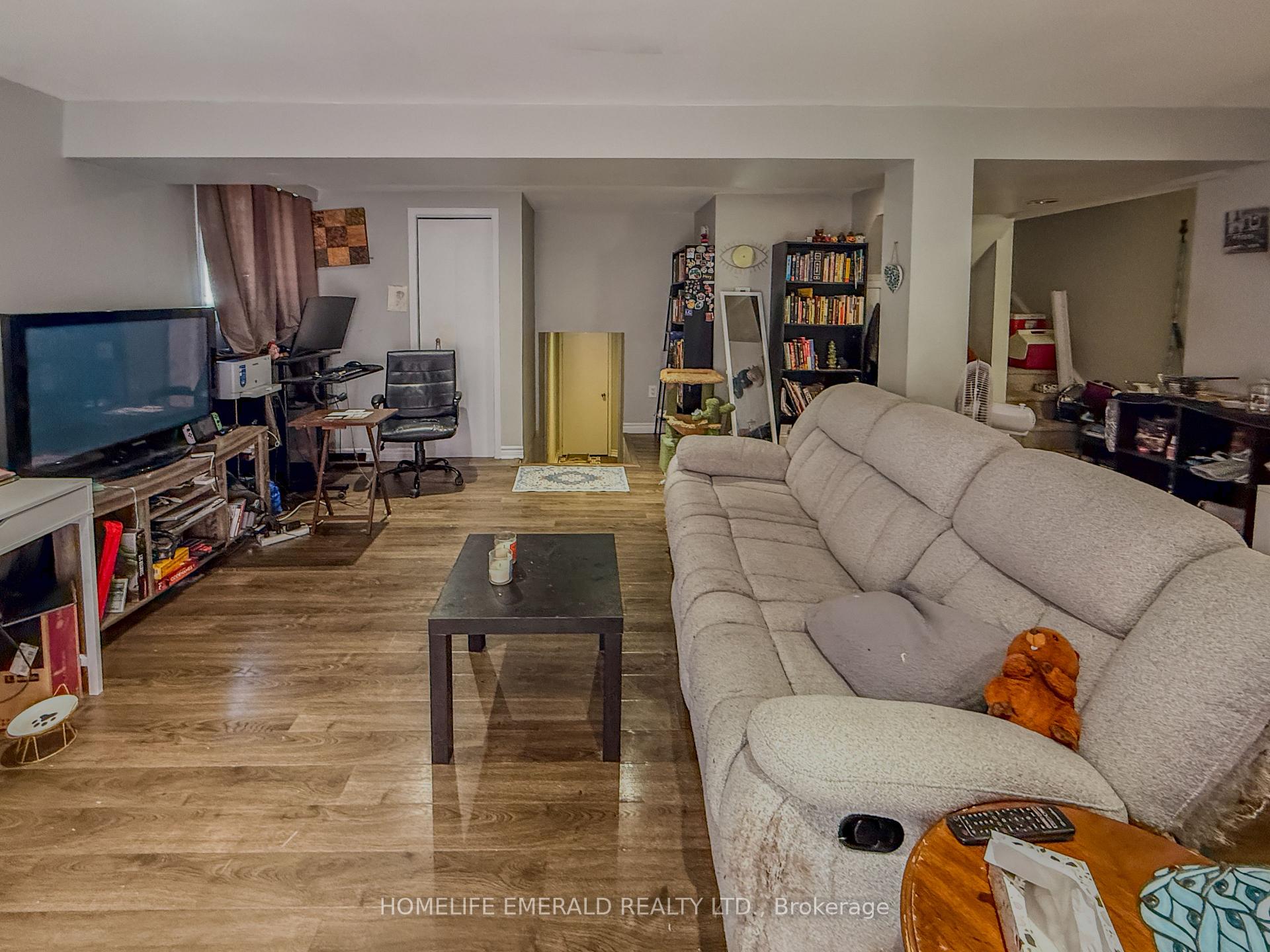 Photo 36 of 131 Cundles Road E, Barrie, Cundles East — HOMEH