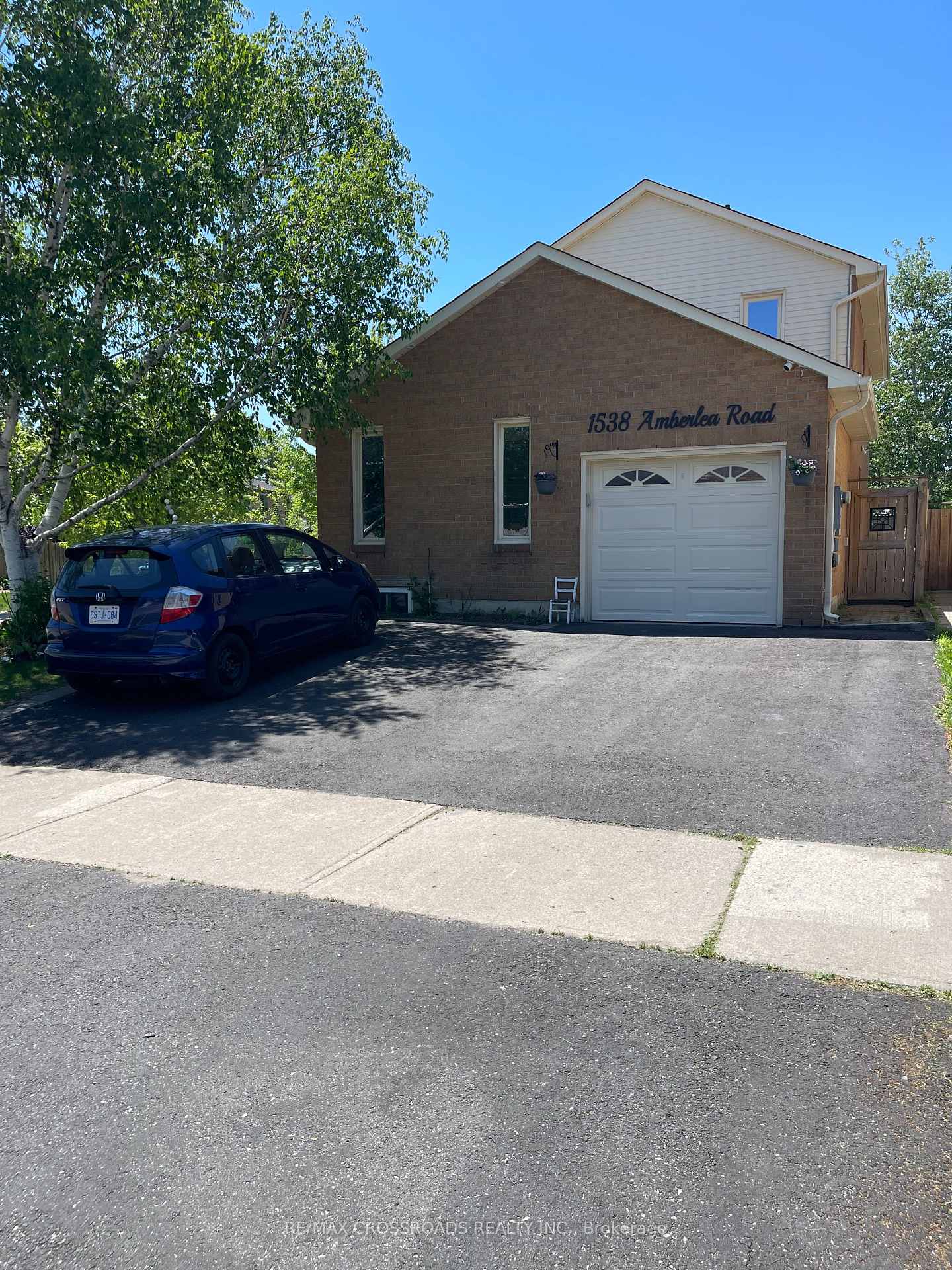Photo 2 of 1538 Amberlea Road, Pickering, Amberlea — HOMEH