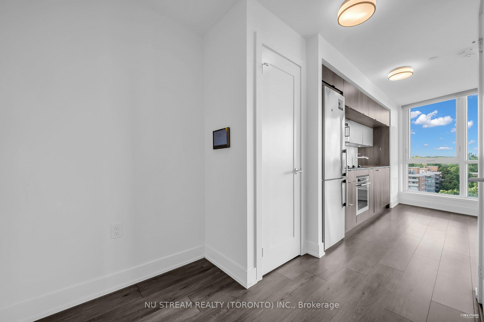 Photo 14 of Unit 516, 585 Bloor Street E, Toronto, North St. James Town — HOMEH