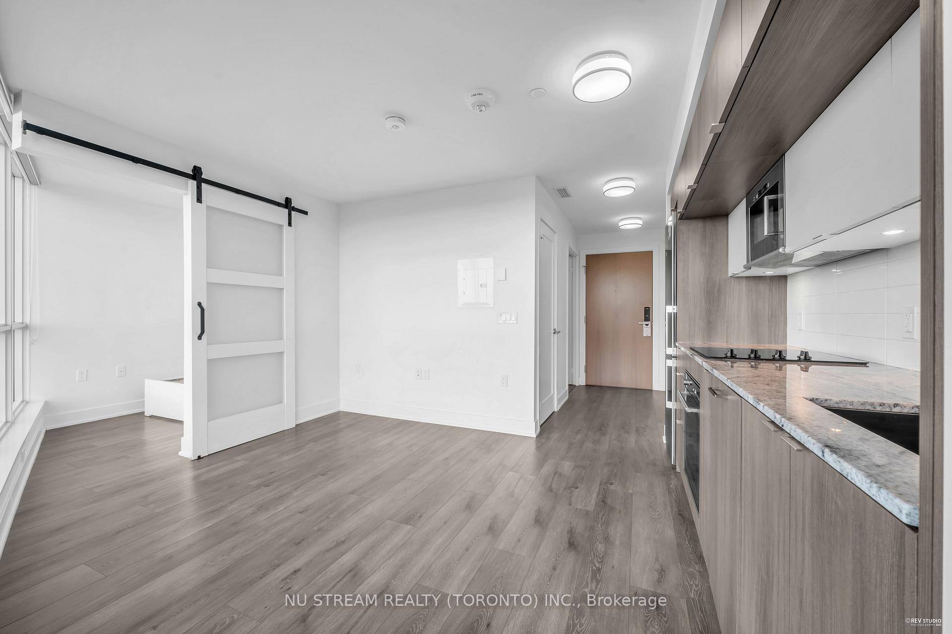Photo 15 of Unit 516, 585 Bloor Street E, Toronto, North St. James Town — HOMEH