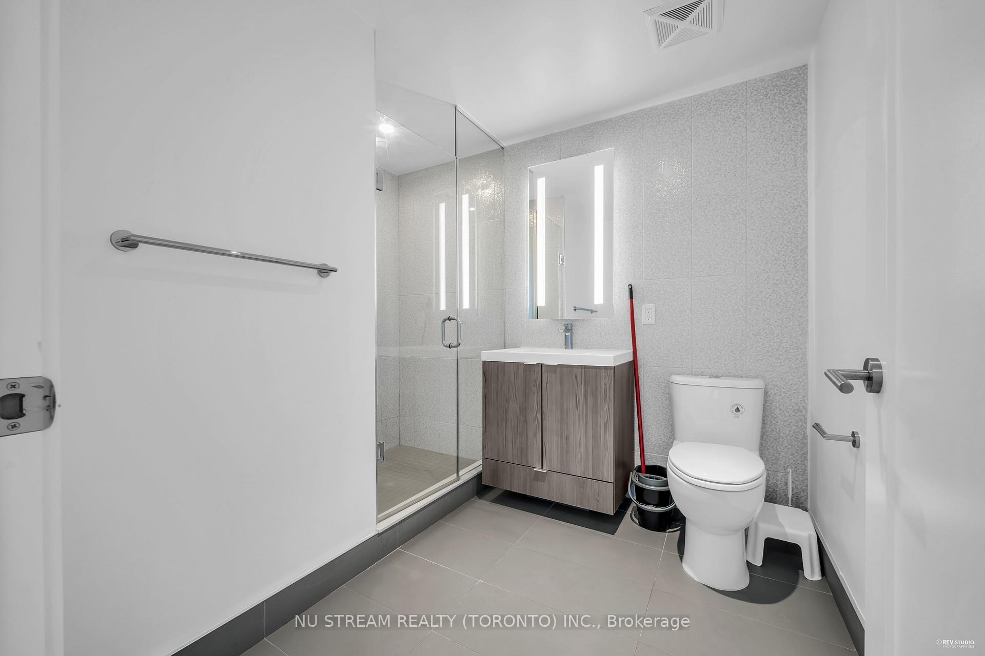 Photo 21 of Unit 516, 585 Bloor Street E, Toronto, North St. James Town — HOMEH