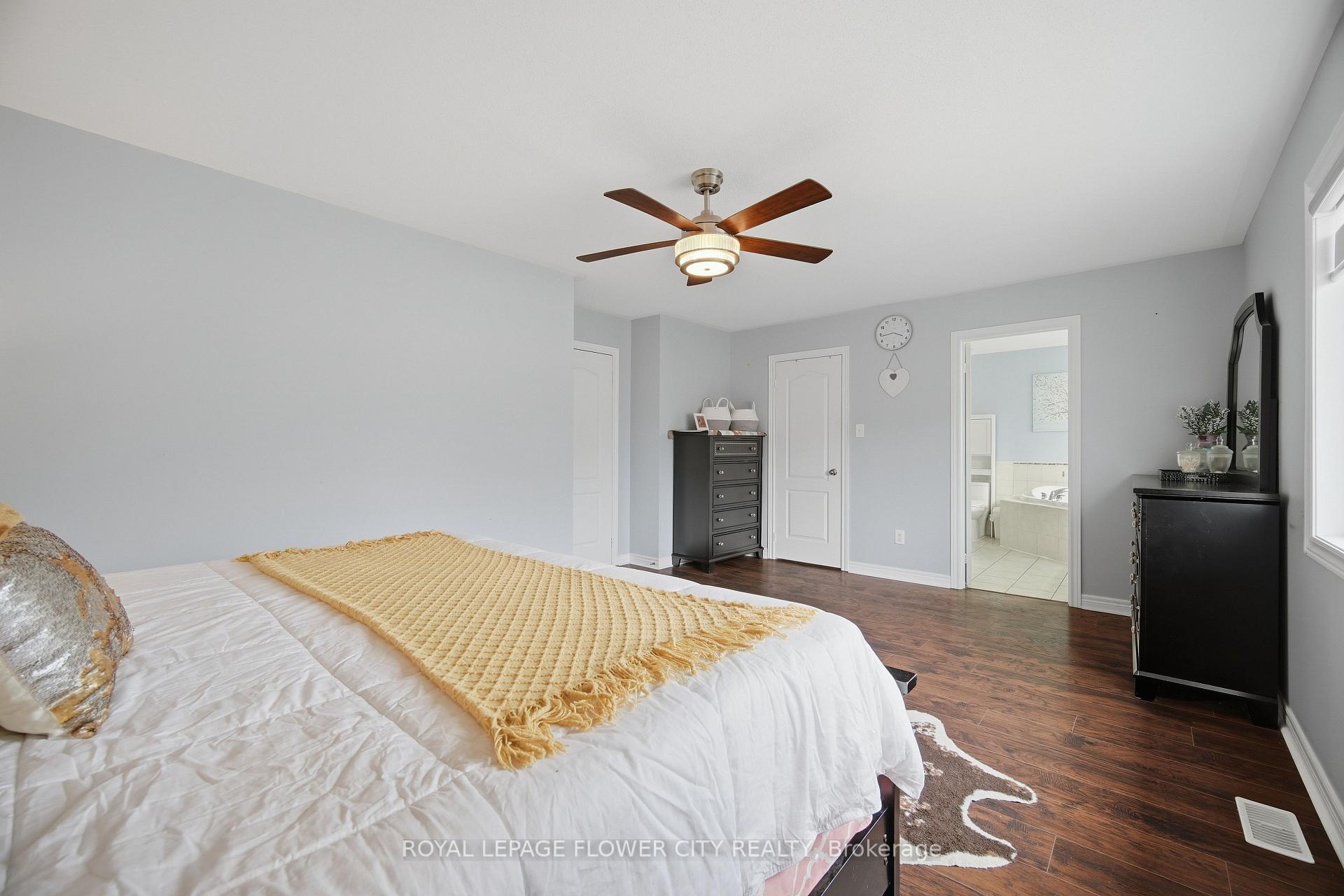 Photo 27 of 39 Hadfield Circle, Brampton, Sandringham-Wellington — HOMEH