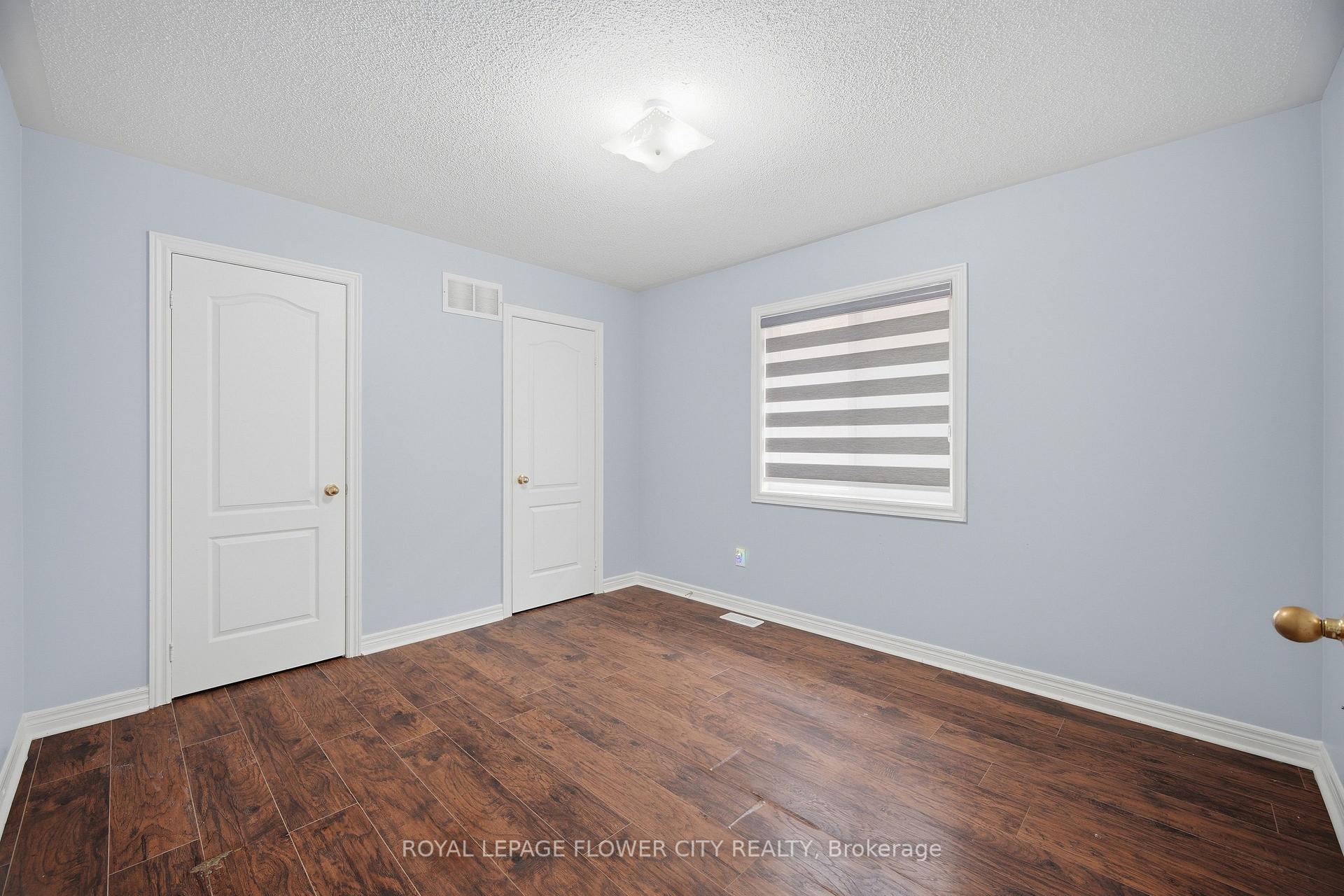 Photo 32 of 39 Hadfield Circle, Brampton, Sandringham-Wellington — HOMEH
