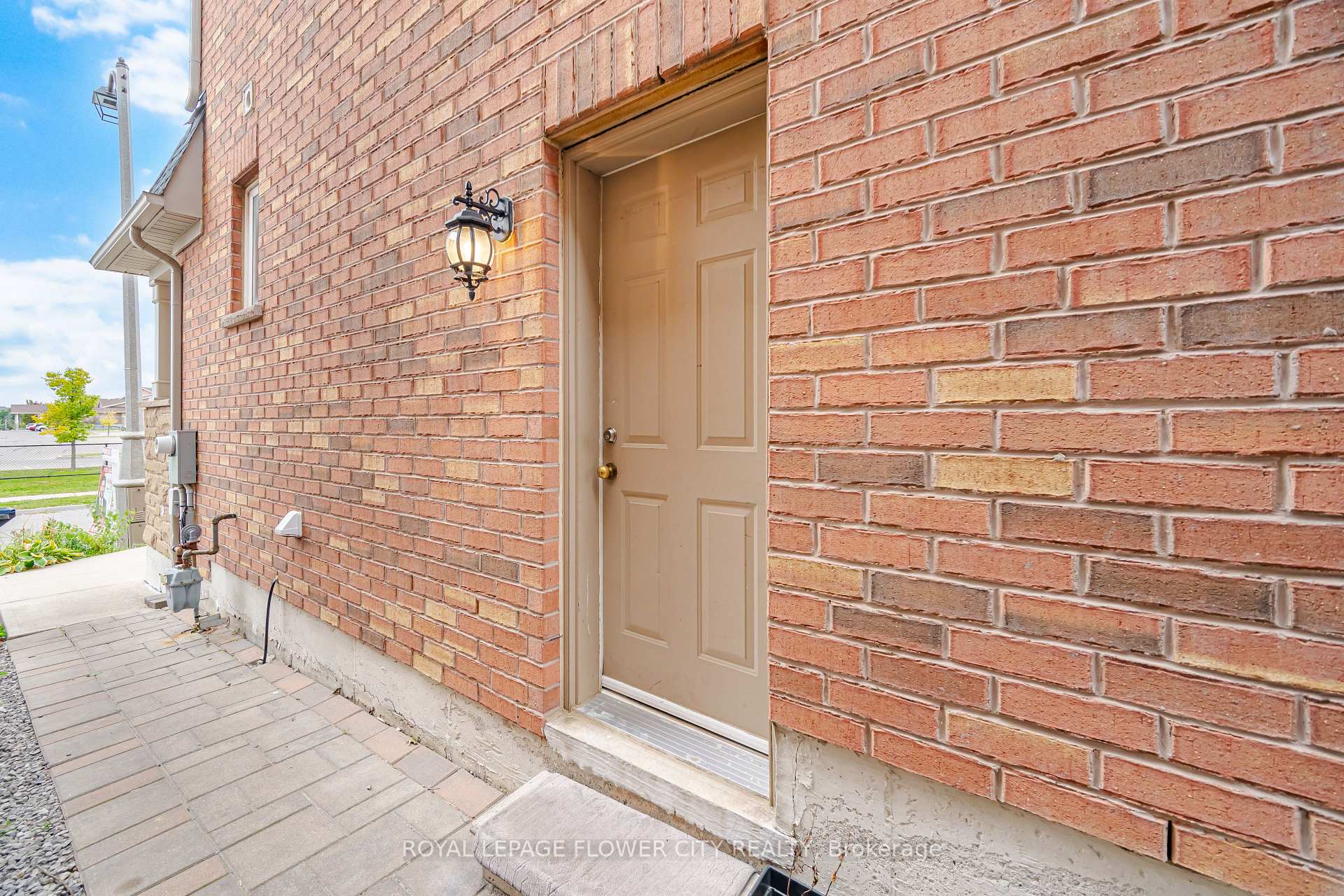 Photo 35 of 39 Hadfield Circle, Brampton, Sandringham-Wellington — HOMEH