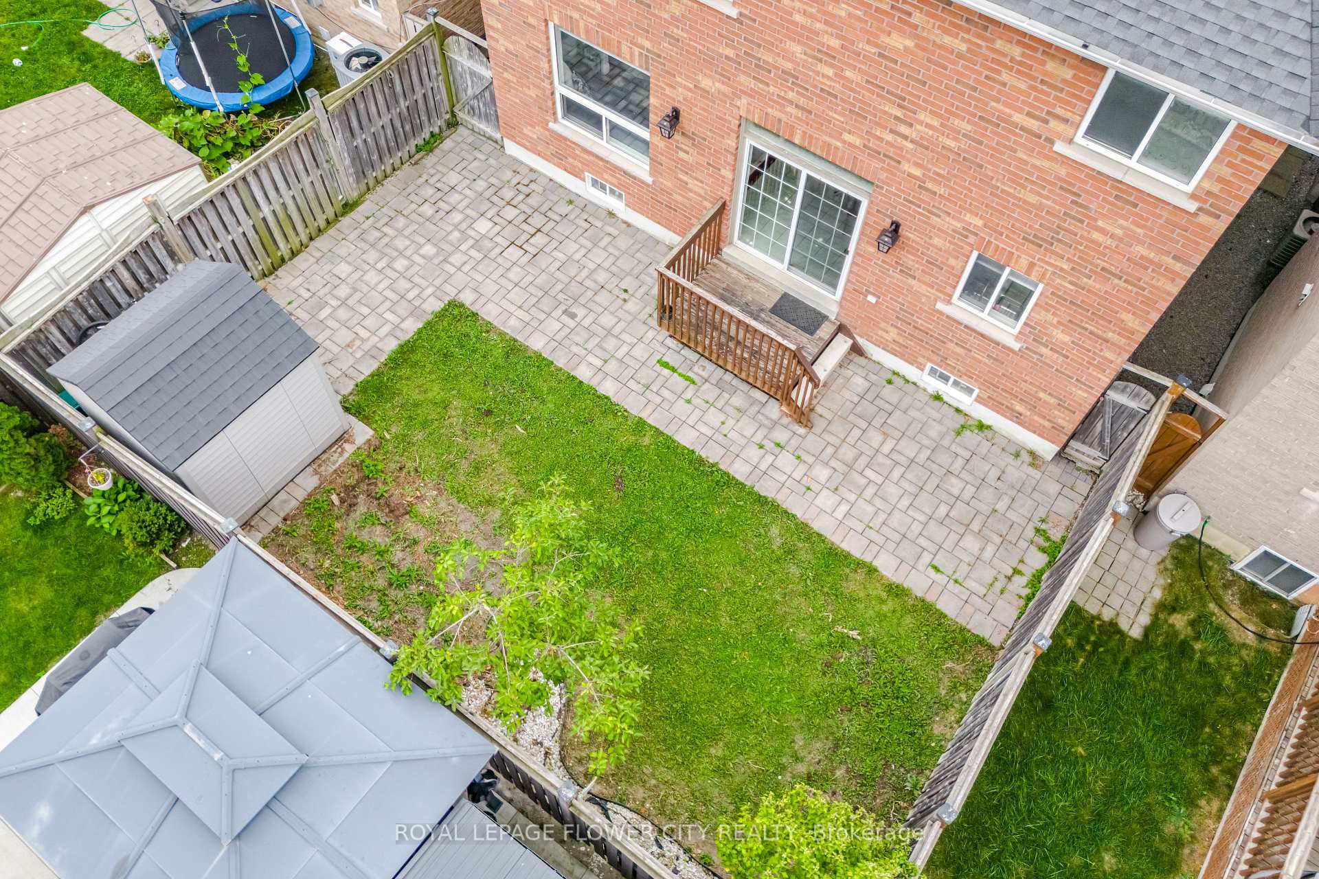Photo 39 of 39 Hadfield Circle, Brampton, Sandringham-Wellington — HOMEH