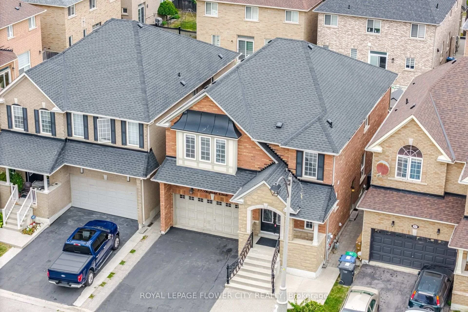 Photo 5 of 39 Hadfield Circle, Brampton, Sandringham-Wellington — HOMEH