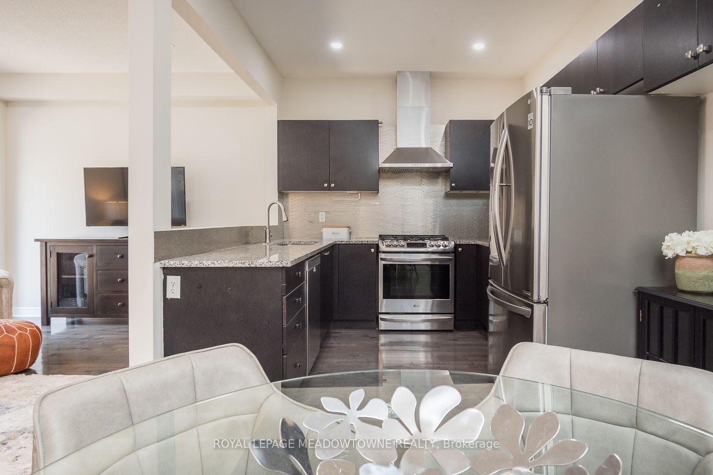 Photo 12 of 1079 Job Crescent, Milton, Harrison — HOMEH