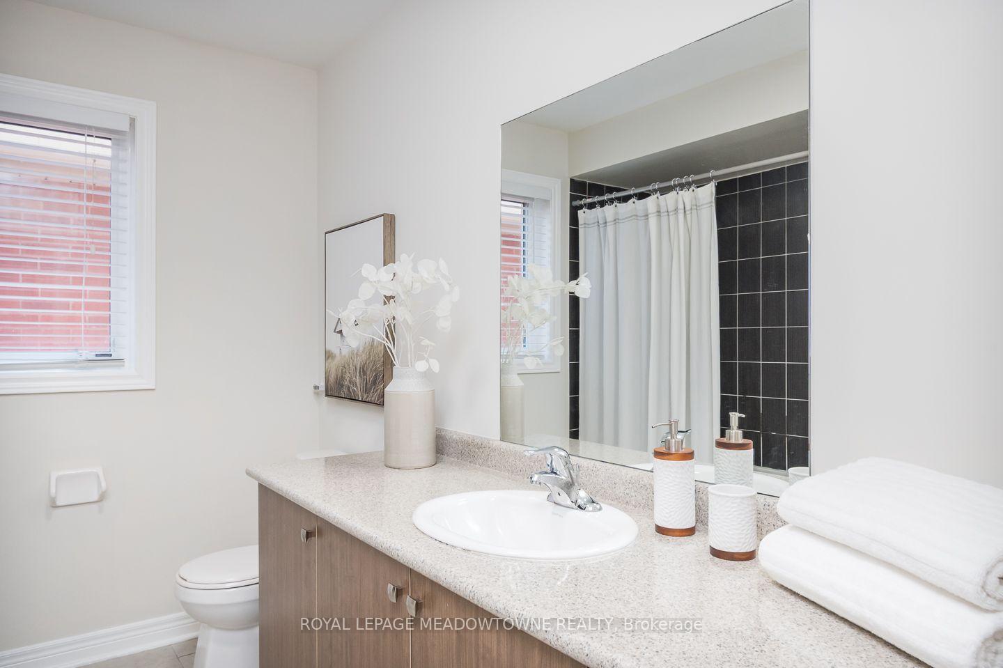 Photo 28 of 1079 Job Crescent, Milton, Harrison — HOMEH