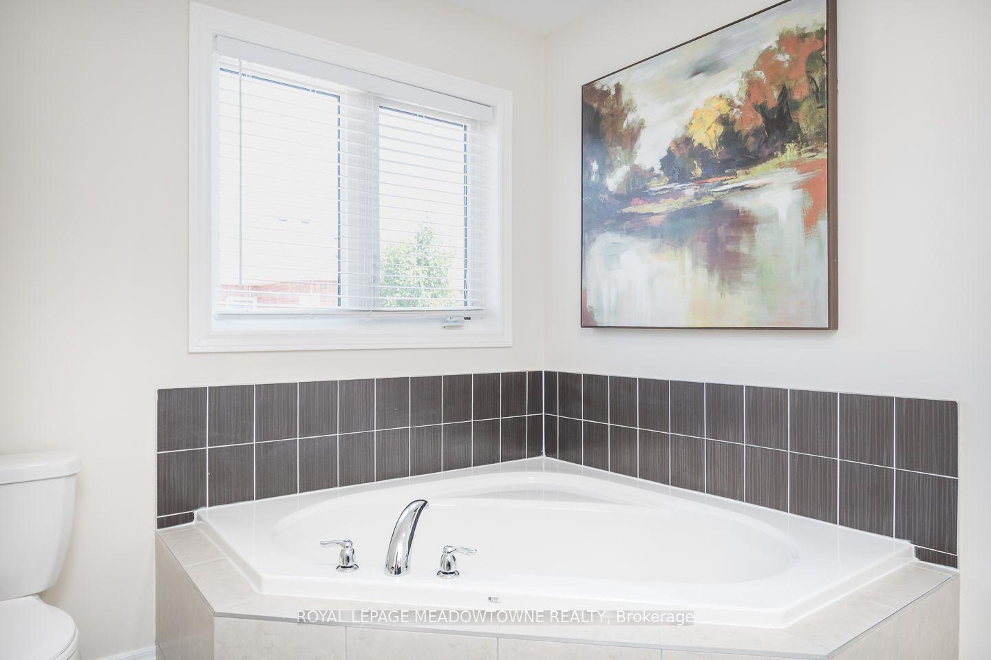 Photo 35 of 1079 Job Crescent, Milton, Harrison — HOMEH