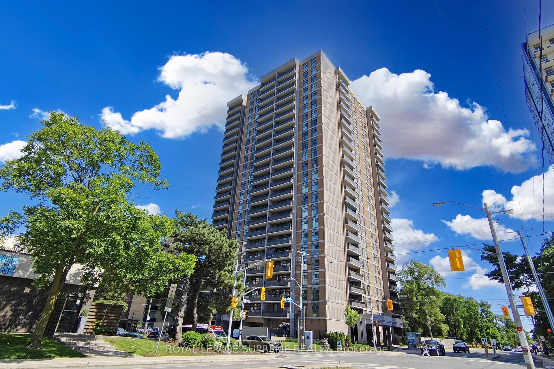 Front of Unit 401, 135 Marlee Avenue