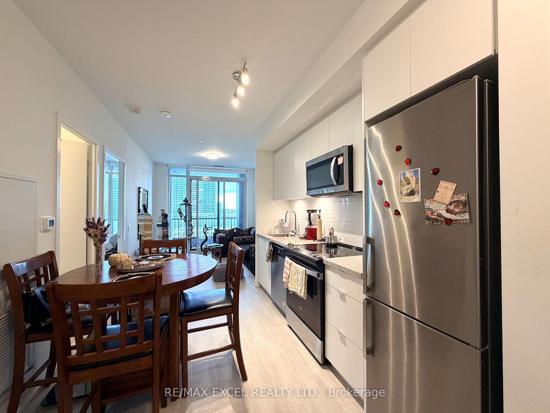 Photo 15 of Unit 809E, 8868 Yonge Street, Richmond Hill, South Richvale — HOMEH