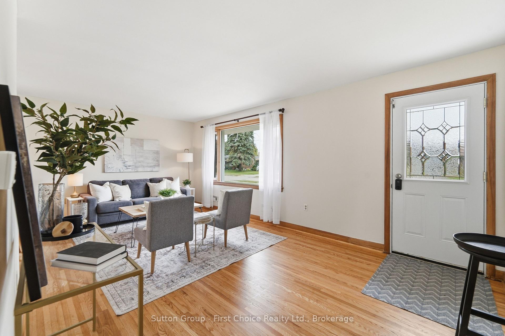 Photo 7 of 151 Woods Street, Stratford — HOMEH