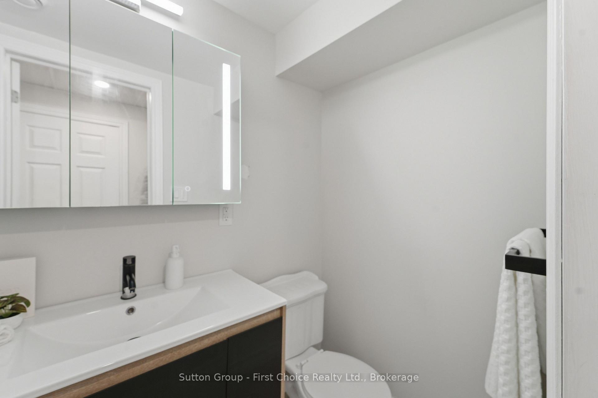 Photo 37 of 151 Woods Street, Stratford — HOMEH