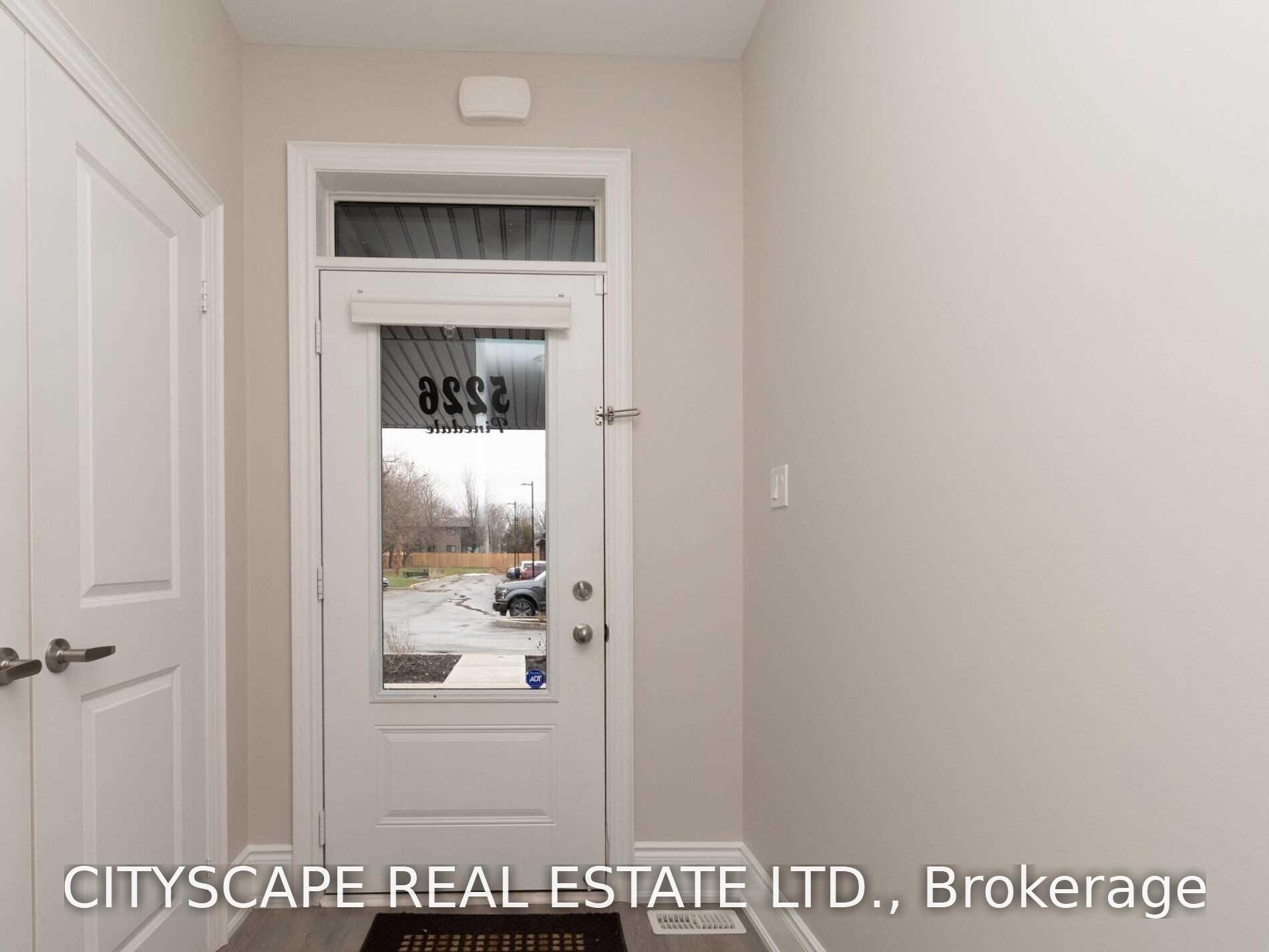 Photo 3 of 5226 Pinedale Drive, Burlington, Appleby — HOMEH