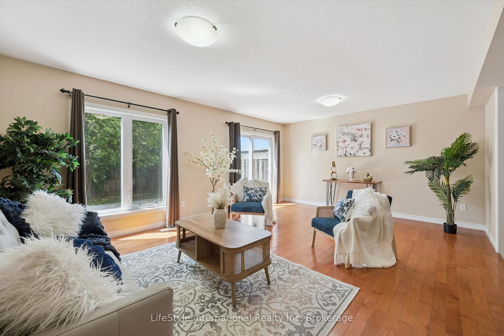 Photo 9 of 47 Hasler Crescent, Guelph, Pineridge/Westminster Woods — HOMEH