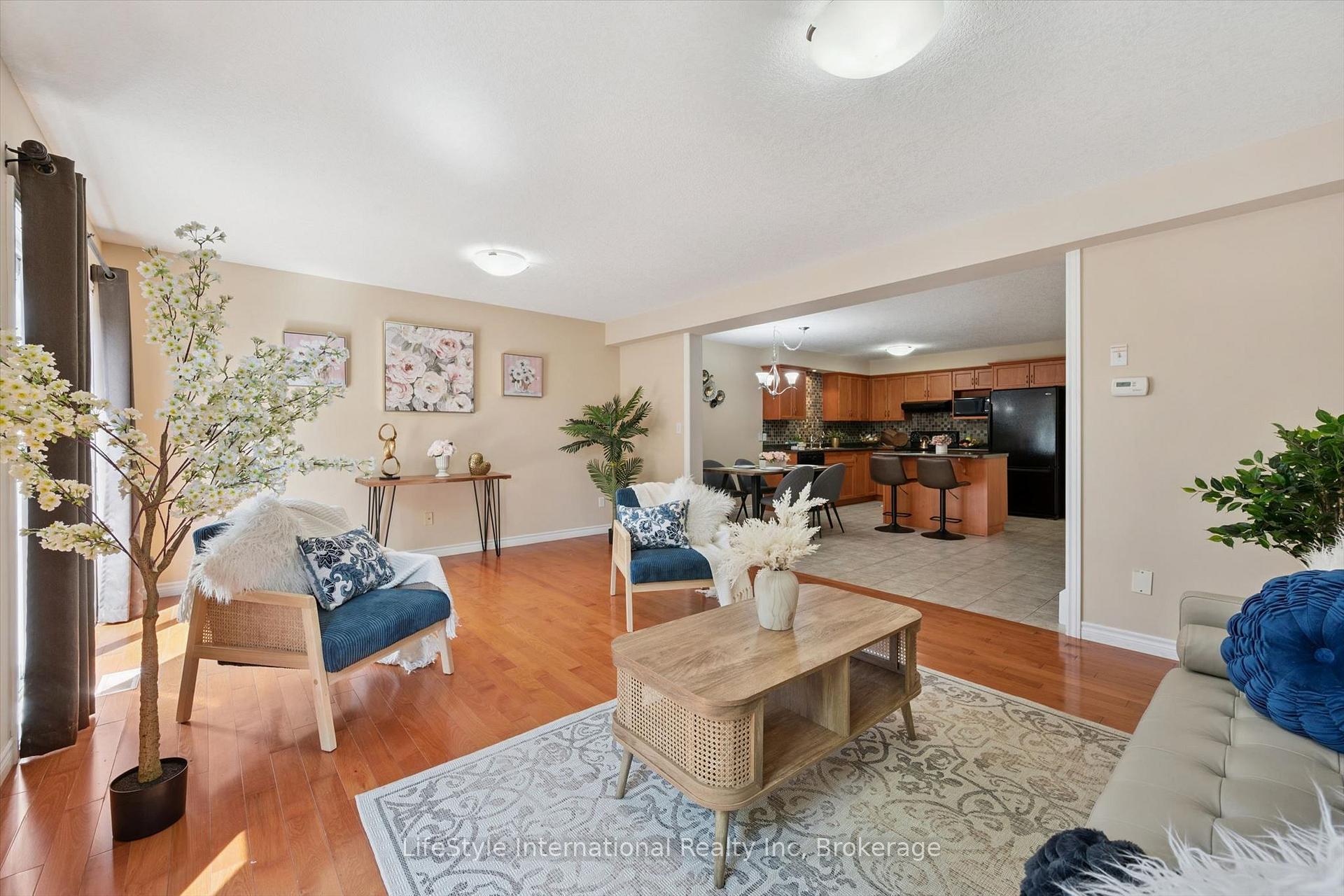 Photo 10 of 47 Hasler Crescent, Guelph, Pineridge/Westminster Woods — HOMEH